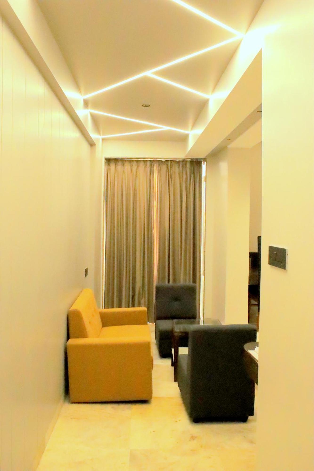 Hotel Statusinn, Ichalkaranji エクステリア 写真