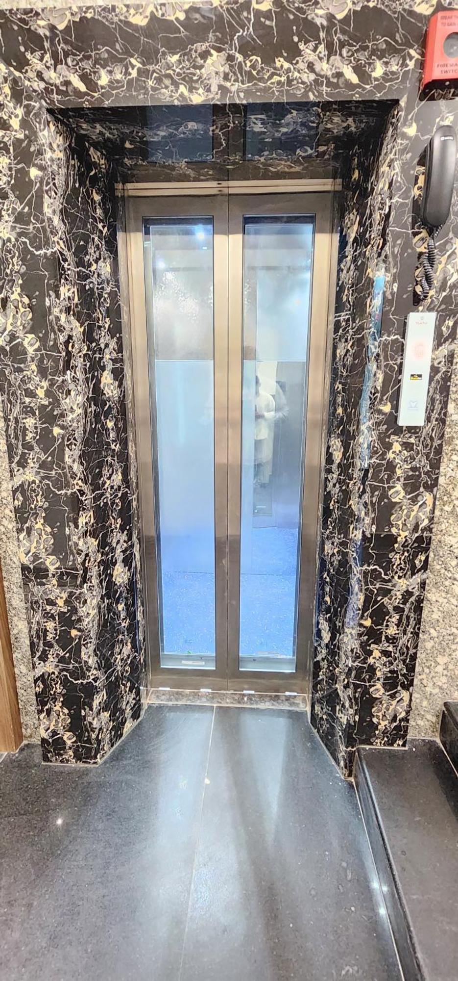 Hotel Statusinn, Ichalkaranji エクステリア 写真